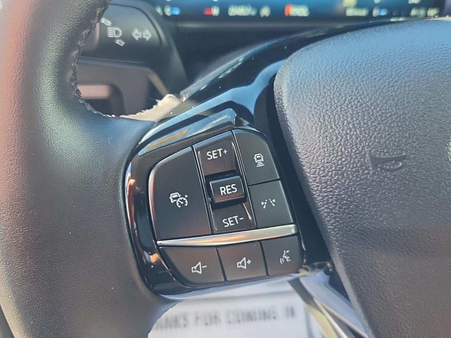 2025 Ford Escape Platinum - Photo 18