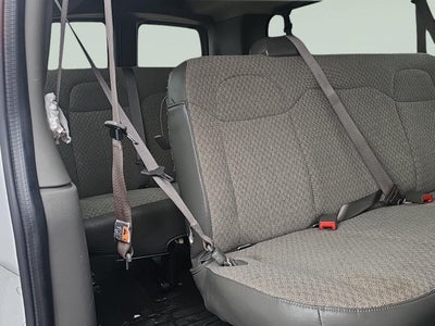 2025 Chevrolet Express Passenger 1LT