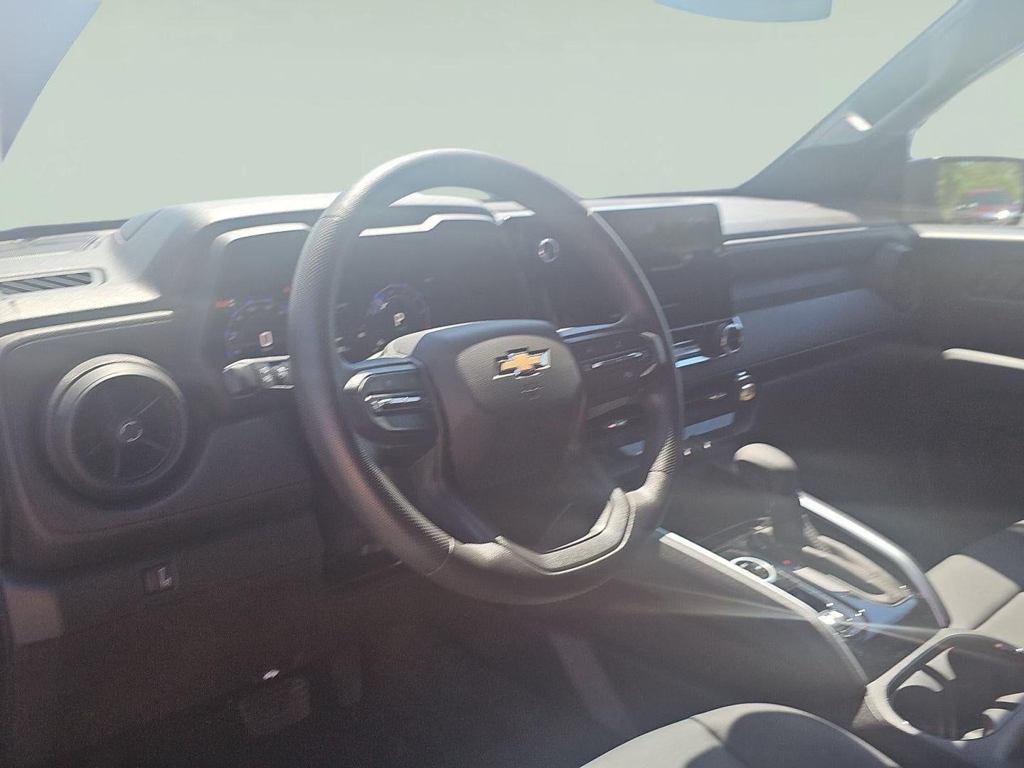 2024 Chevrolet Colorado WT