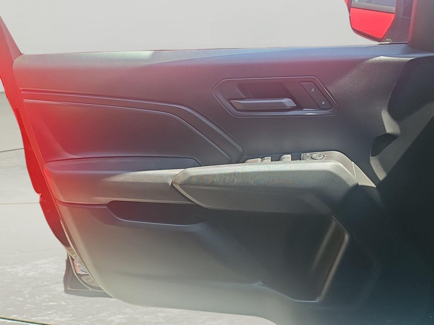 2024 Chevrolet Colorado WT