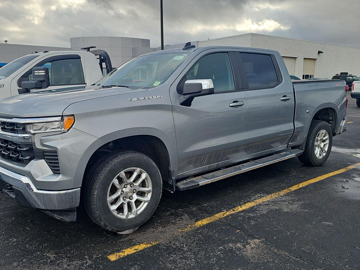 2024 Chevrolet Silverado 1500 LT