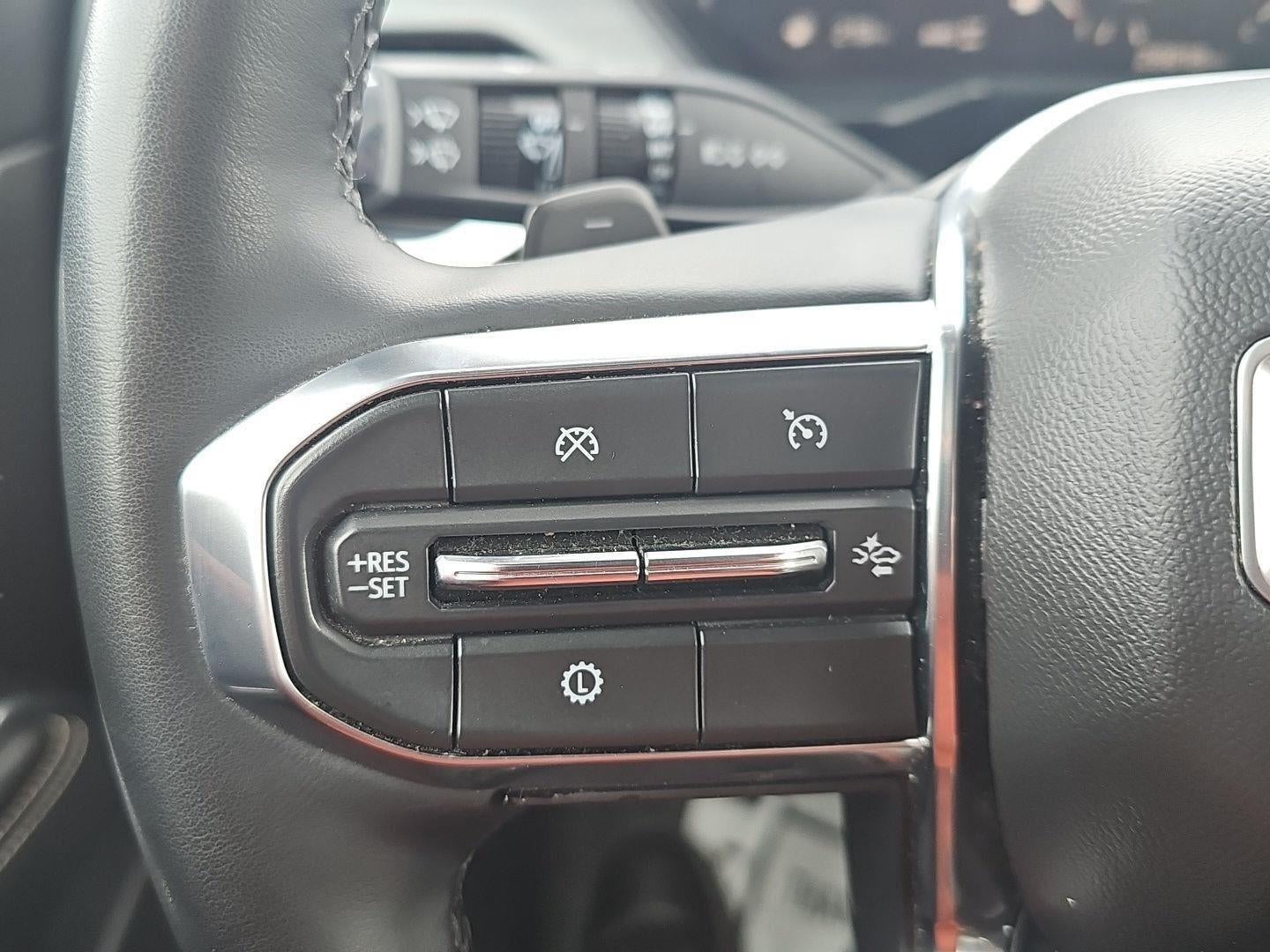 2024 GMC Acadia Elevation