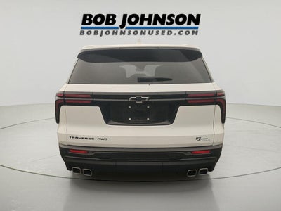 2024 Chevrolet Traverse LS