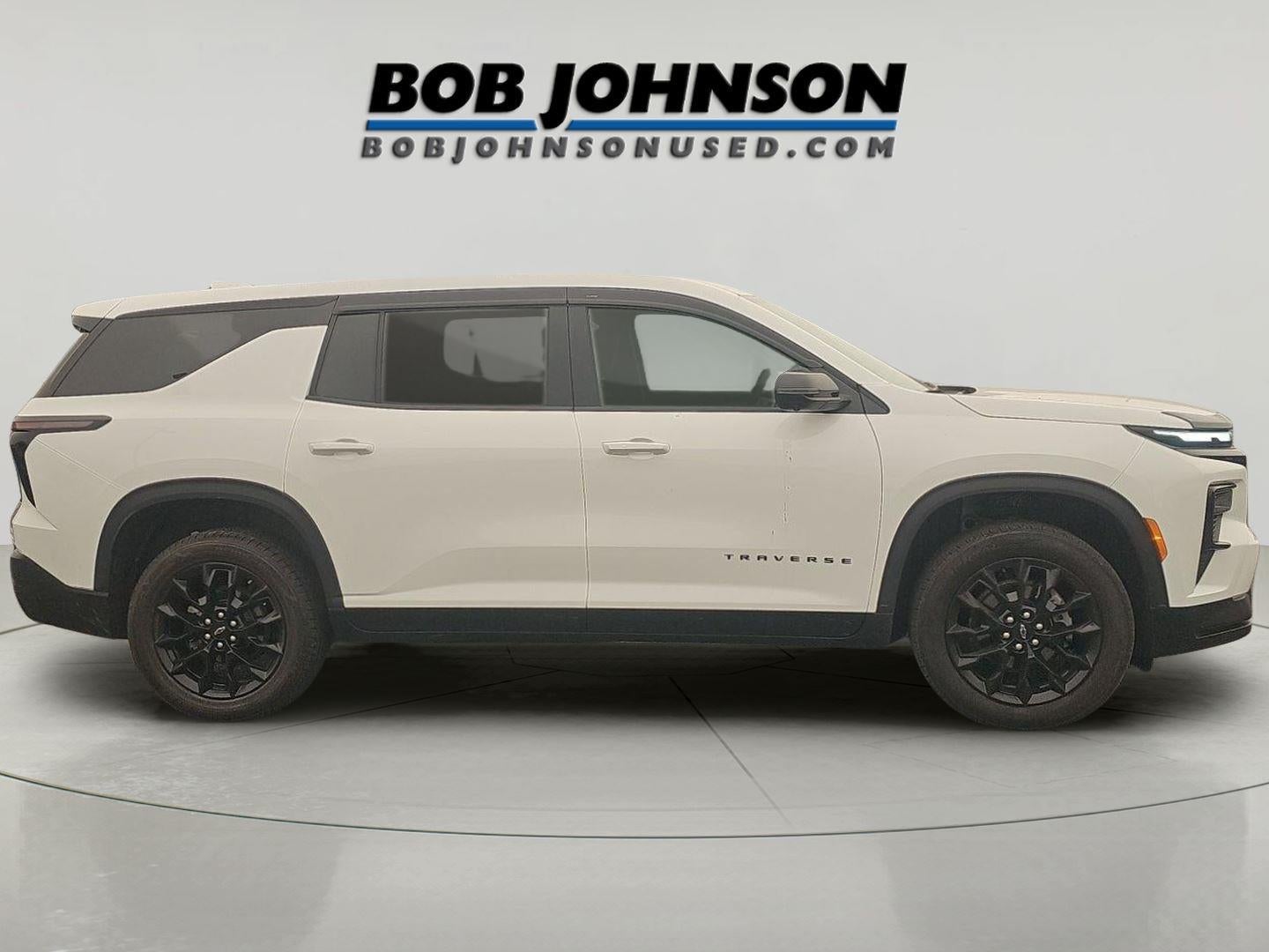 2024 Chevrolet Traverse LS