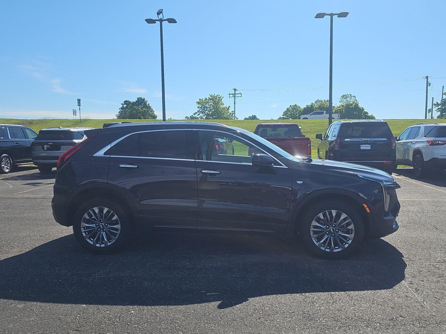 2025 Cadillac XT4 Premium Luxury