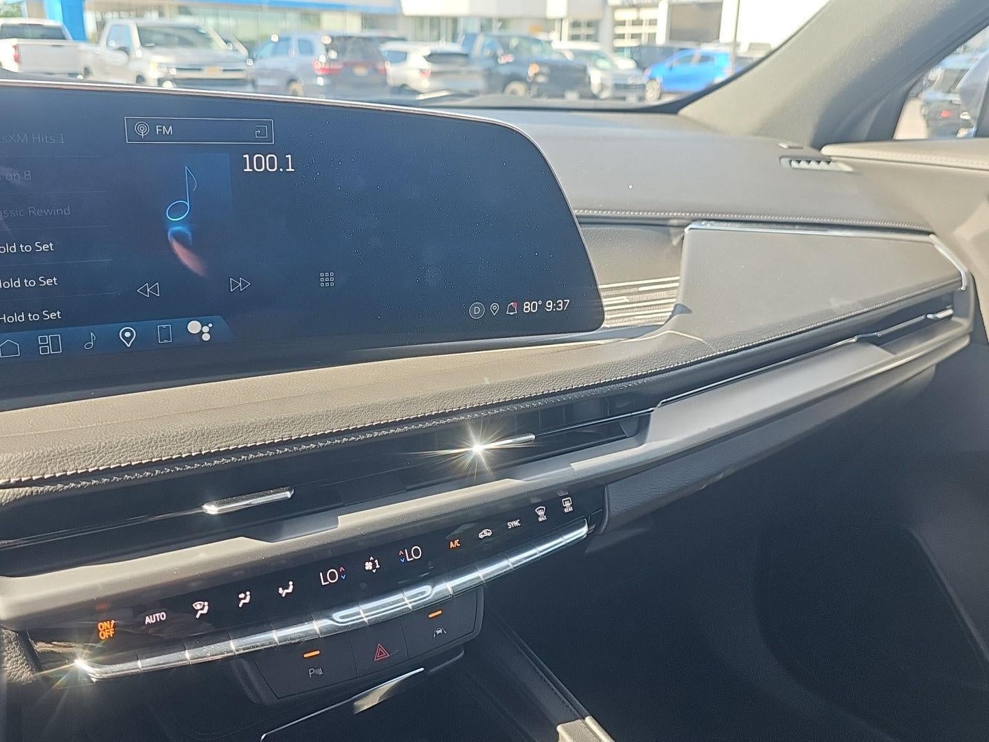 2025 Cadillac XT4 Premium Luxury