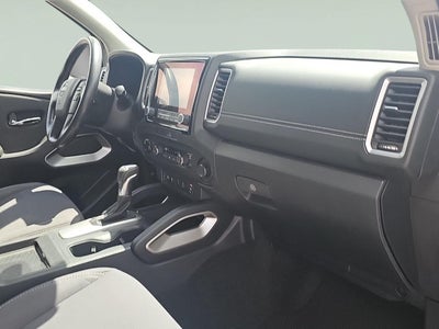 2022 Nissan Frontier Crew Cab SV 4x4