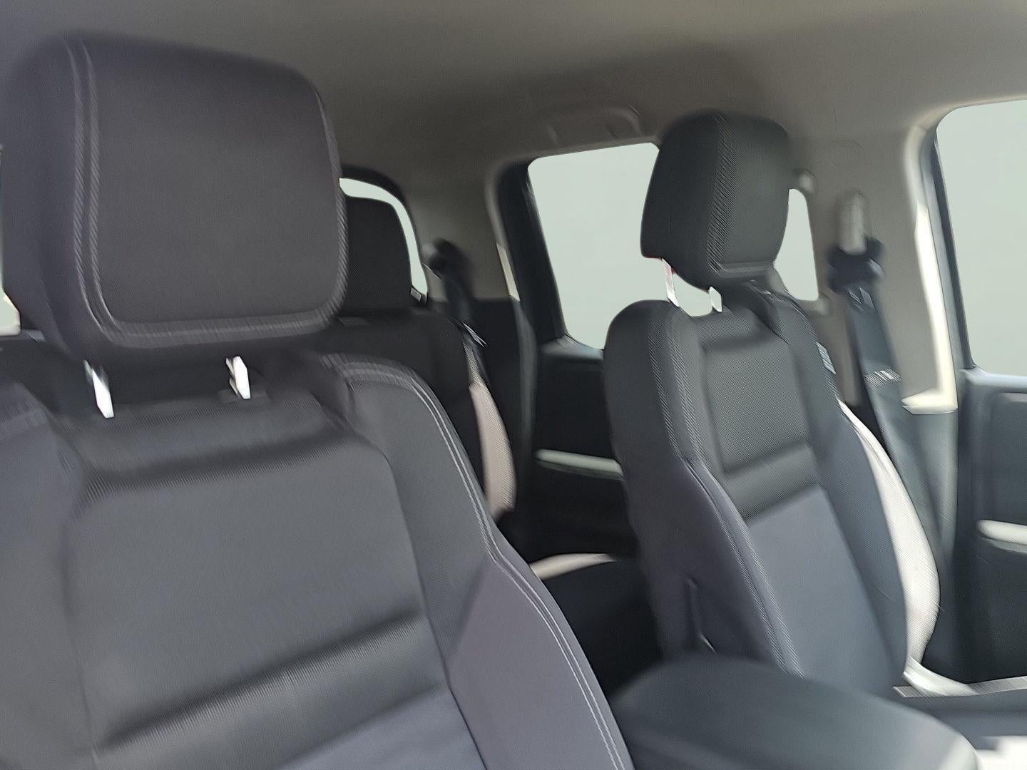 2022 Nissan Frontier Crew Cab SV 4x4