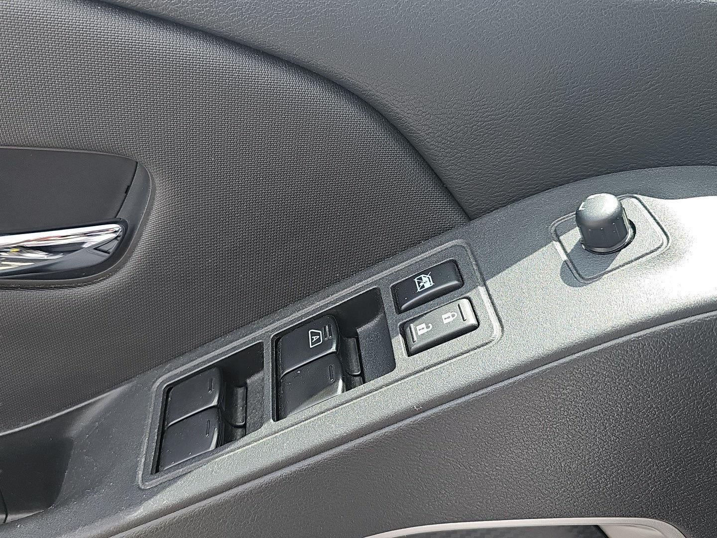 2022 Nissan Frontier Crew Cab SV 4x4