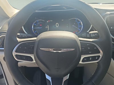 2023 Chrysler Pacifica Hybrid Limited