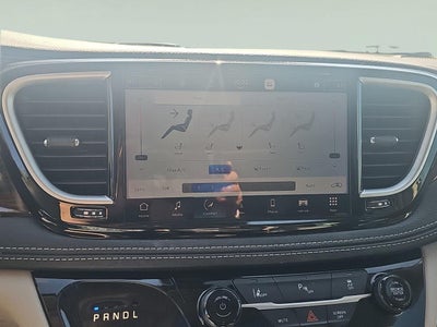 2023 Chrysler Pacifica Hybrid Limited