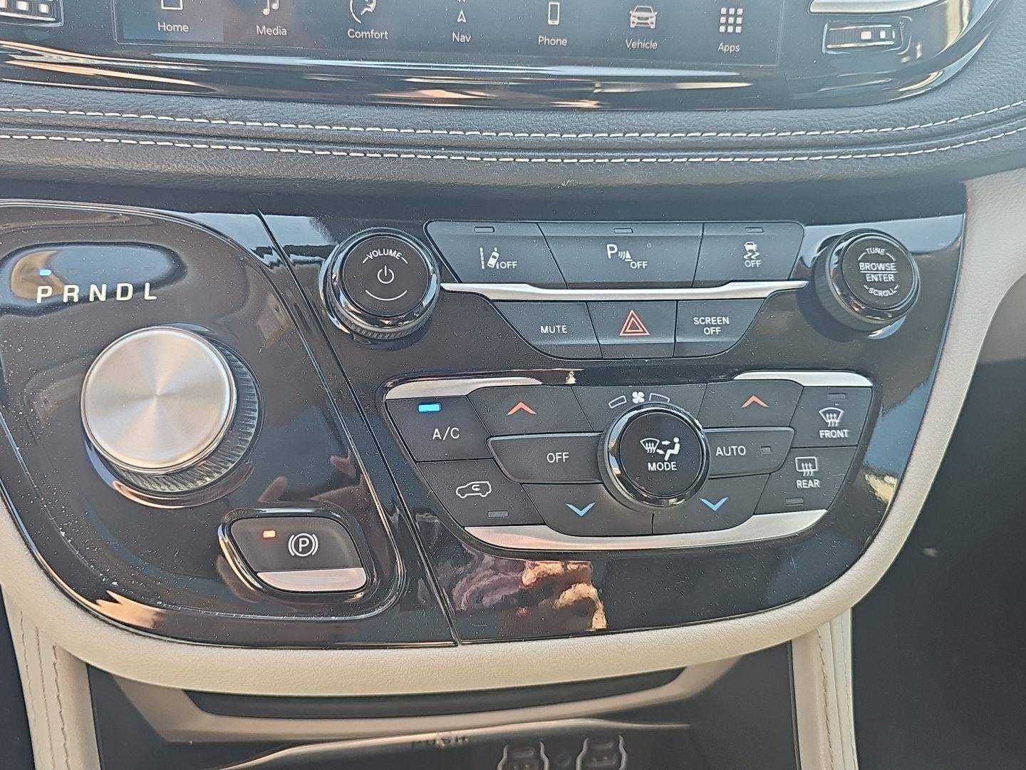 2023 Chrysler Pacifica Hybrid Limited
