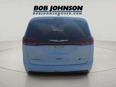 2023 Chrysler Pacifica Hybrid Limited