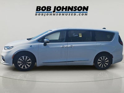 2023 Chrysler Pacifica Hybrid Limited