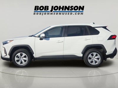 2023 Toyota RAV4 LE