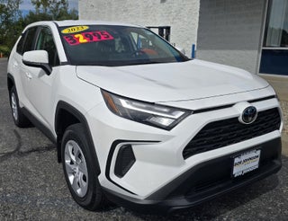2023 Toyota RAV4 LE
