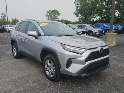 2025 Toyota RAV4 XLE