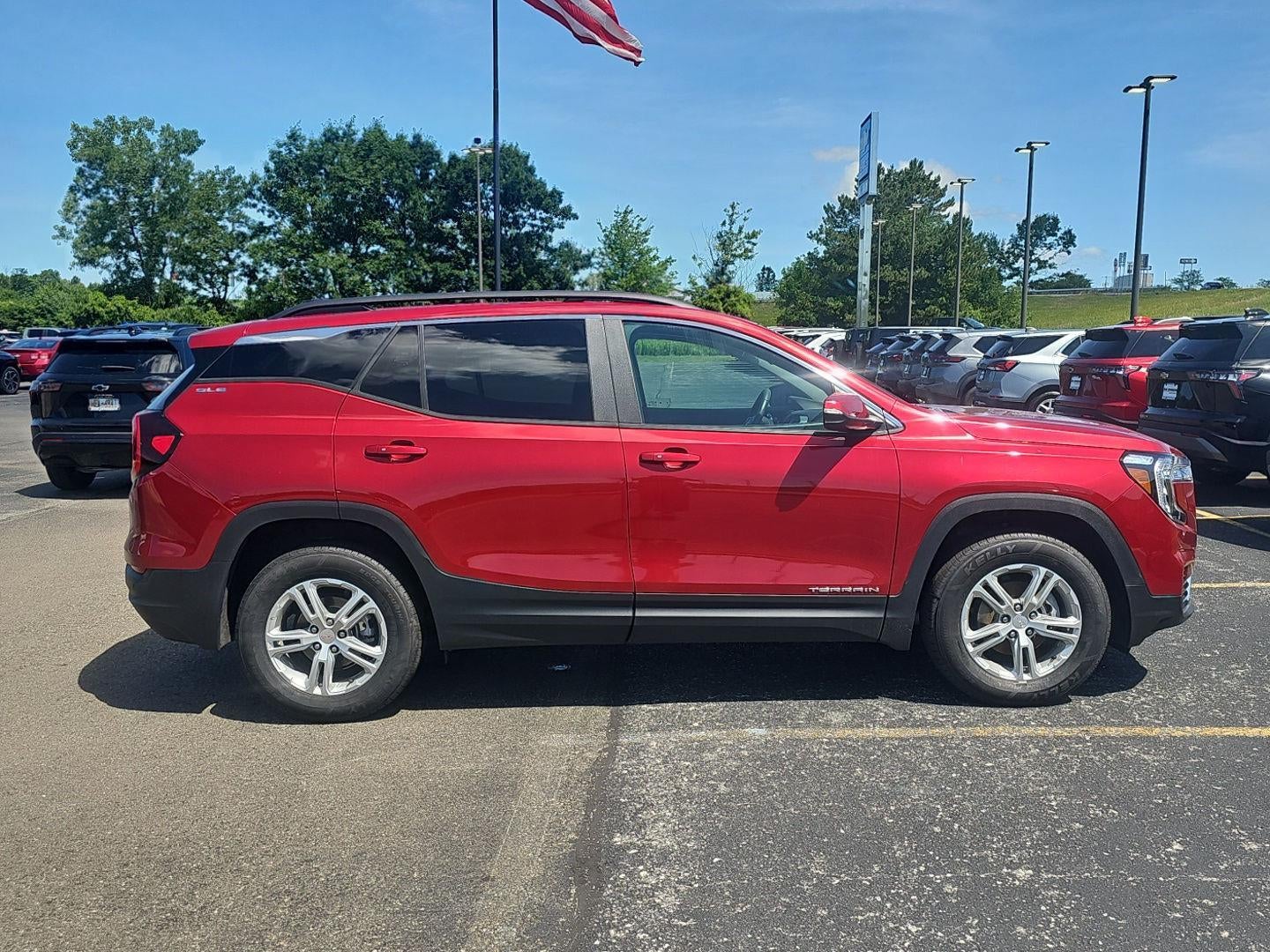 2023 GMC Terrain SLE