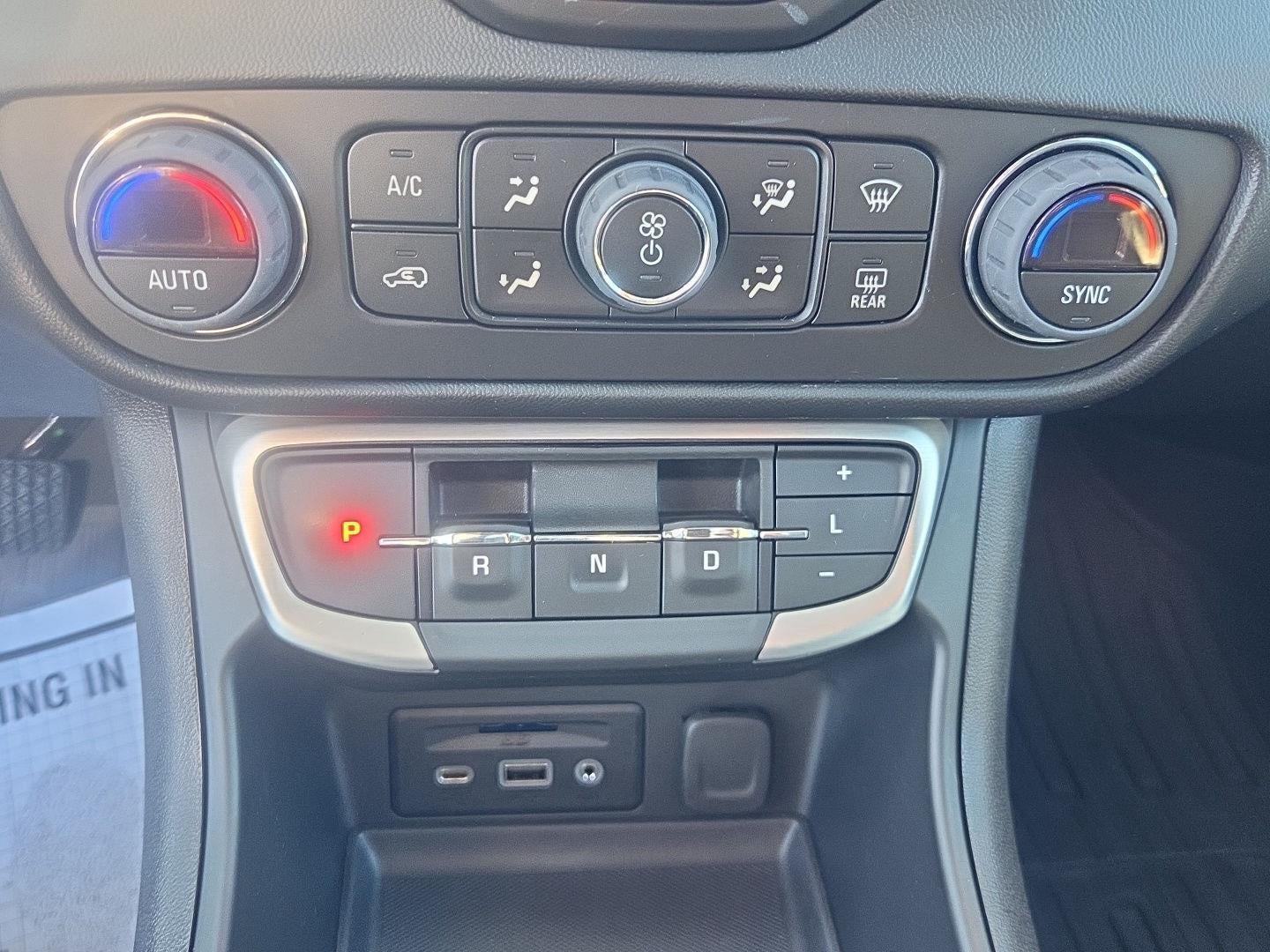 2023 GMC Terrain SLT - Photo 26
