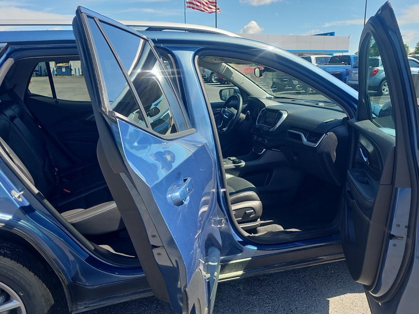2024 GMC Terrain SLT
