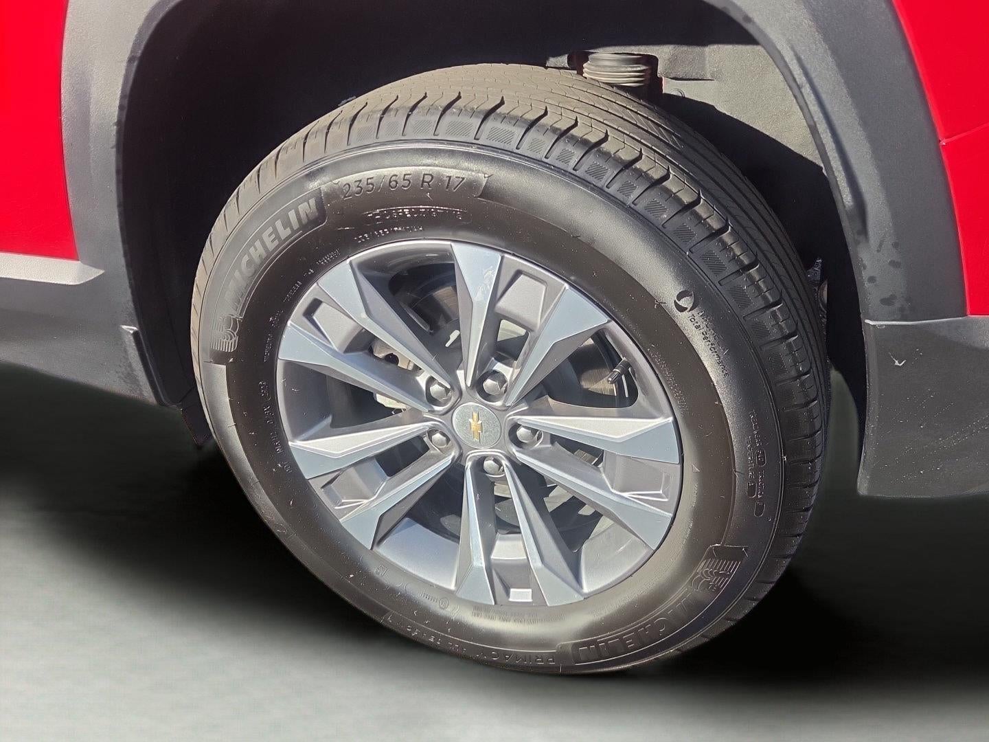 2025 Chevrolet Equinox LT - Photo 34