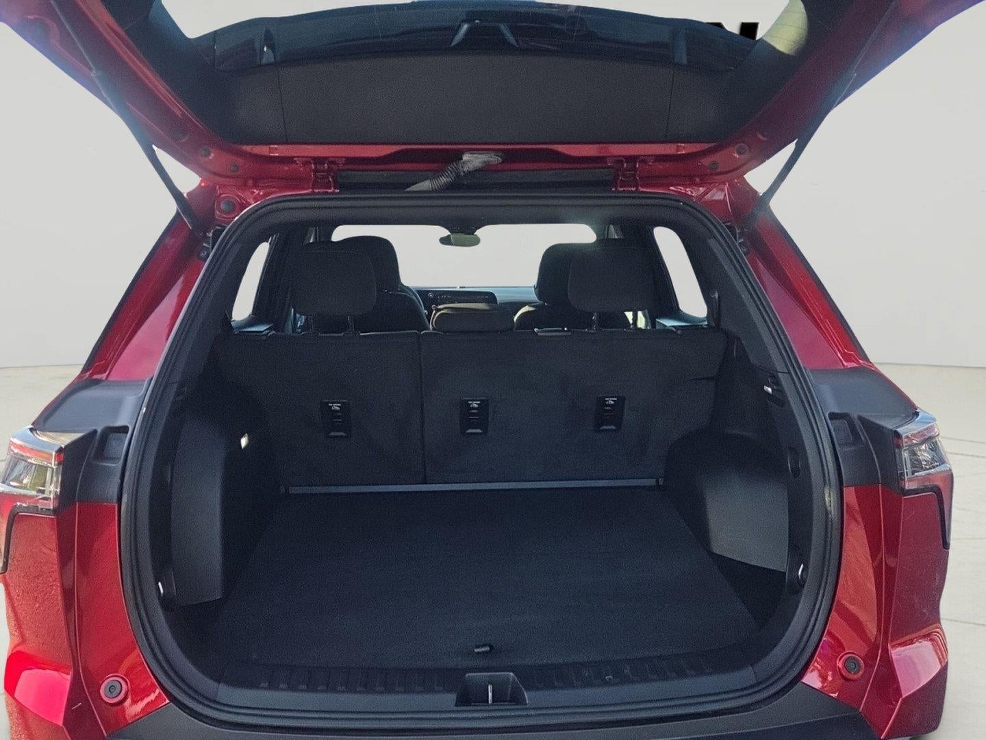 2025 Chevrolet Equinox LT - Photo 8