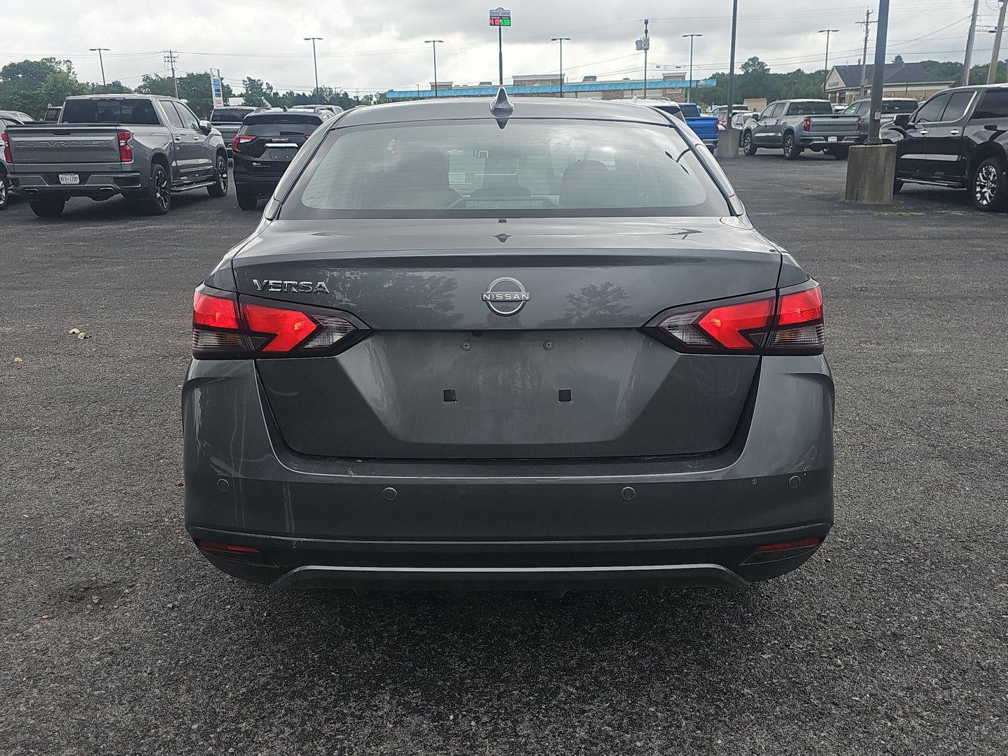 2025 Nissan Versa 1.6 SV