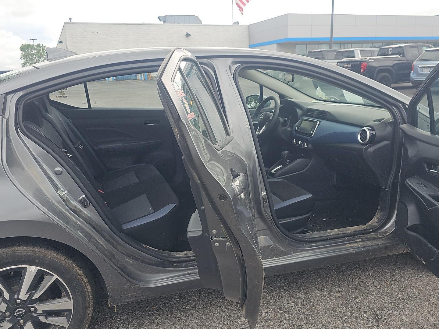 2025 Nissan Versa 1.6 SV
