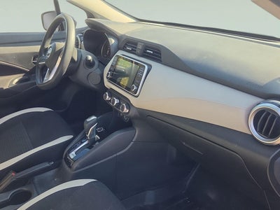 2021 Nissan Versa SV Xtronic CVT