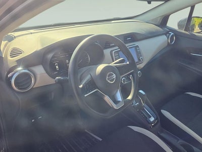 2021 Nissan Versa SV Xtronic CVT