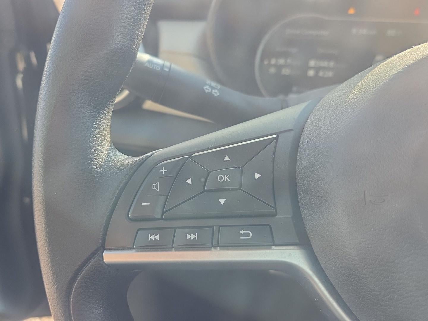 2021 Nissan Versa SV Xtronic CVT