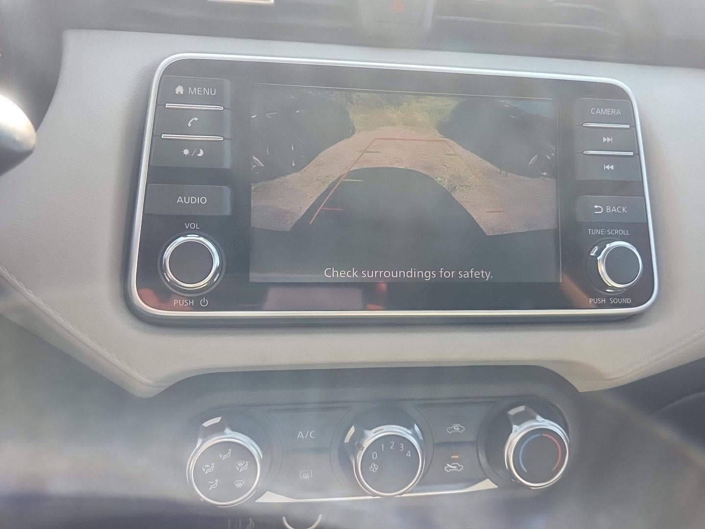 2021 Nissan Versa SV Xtronic CVT