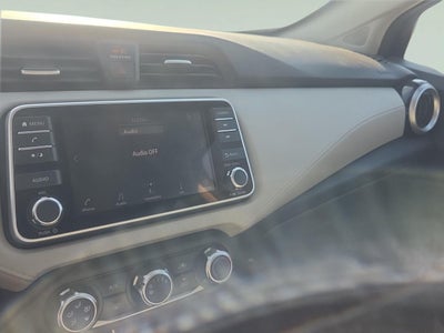 2021 Nissan Versa SV Xtronic CVT