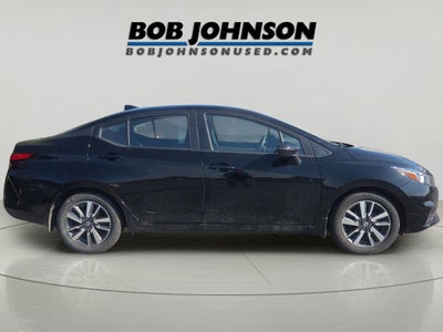 2021 Nissan Versa SV Xtronic CVT