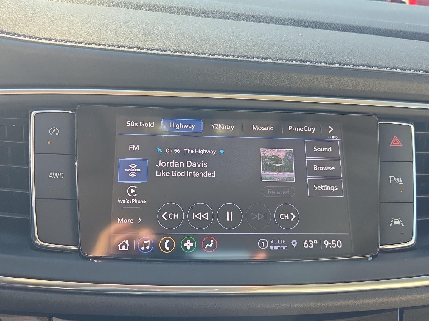 2024 Buick Enclave Essence