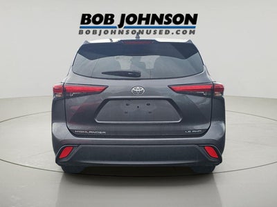 2022 Toyota Highlander LE