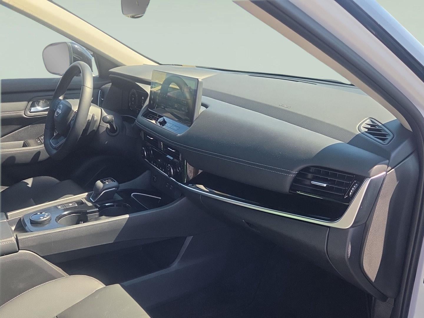 2025 Nissan Rogue SL Intelligent AWD