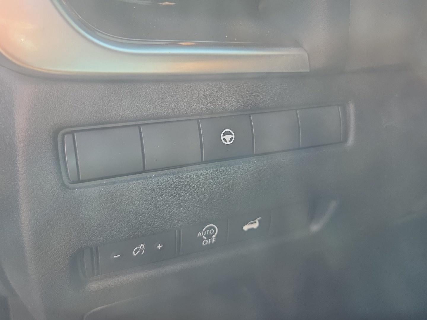 2025 Nissan Rogue SL Intelligent AWD