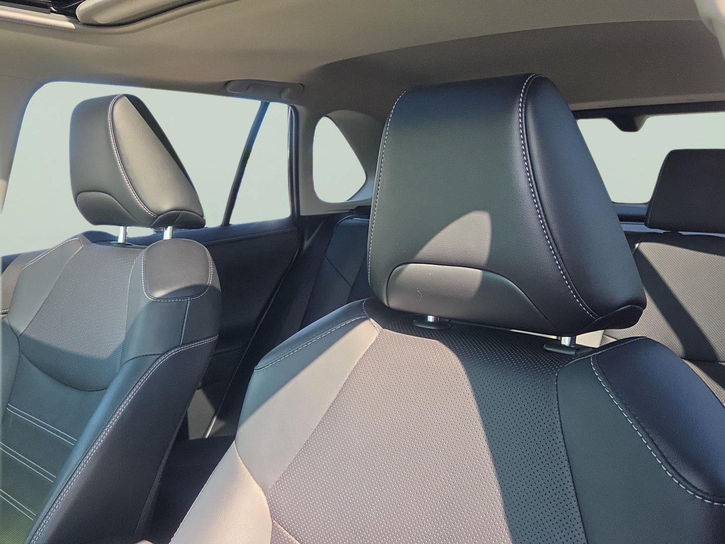 2021 Toyota RAV4 Limited - Photo 34