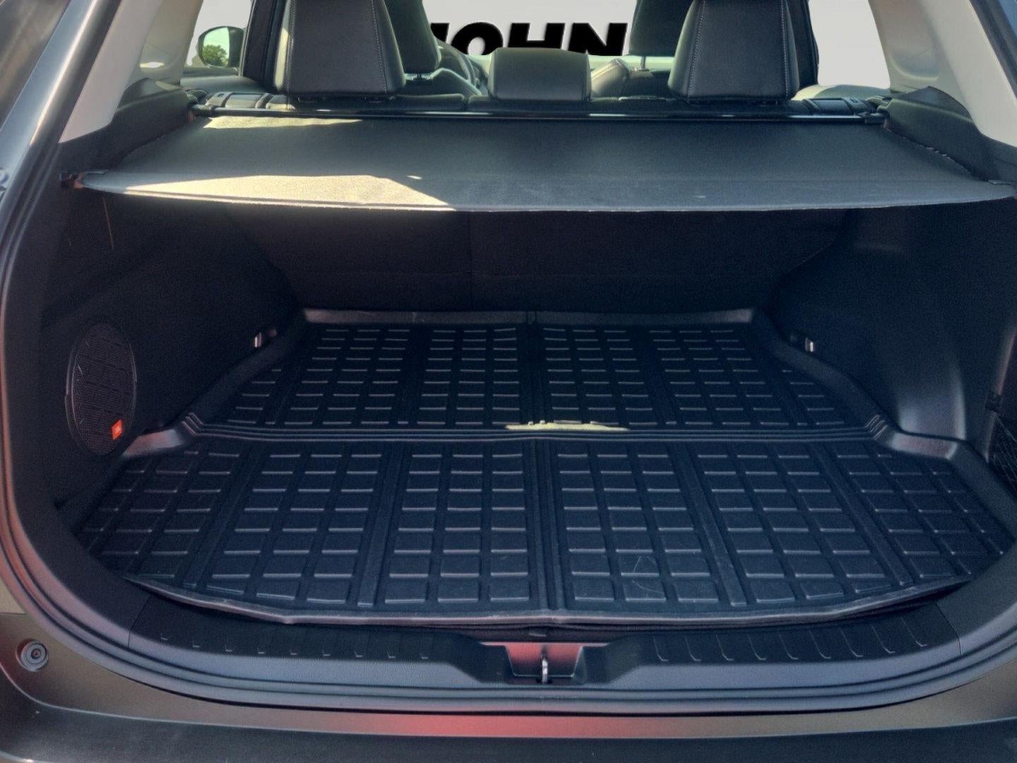 2021 Toyota RAV4 Limited - Photo 8