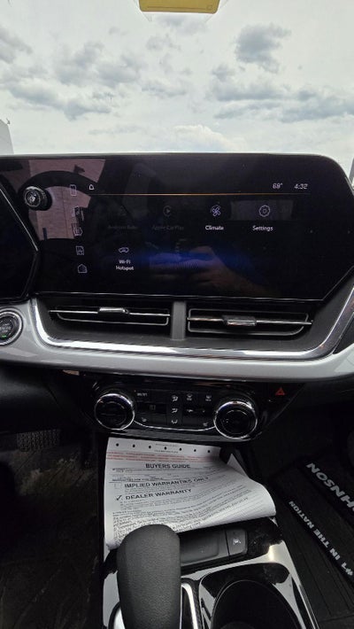 2024 Chevrolet Trax LT