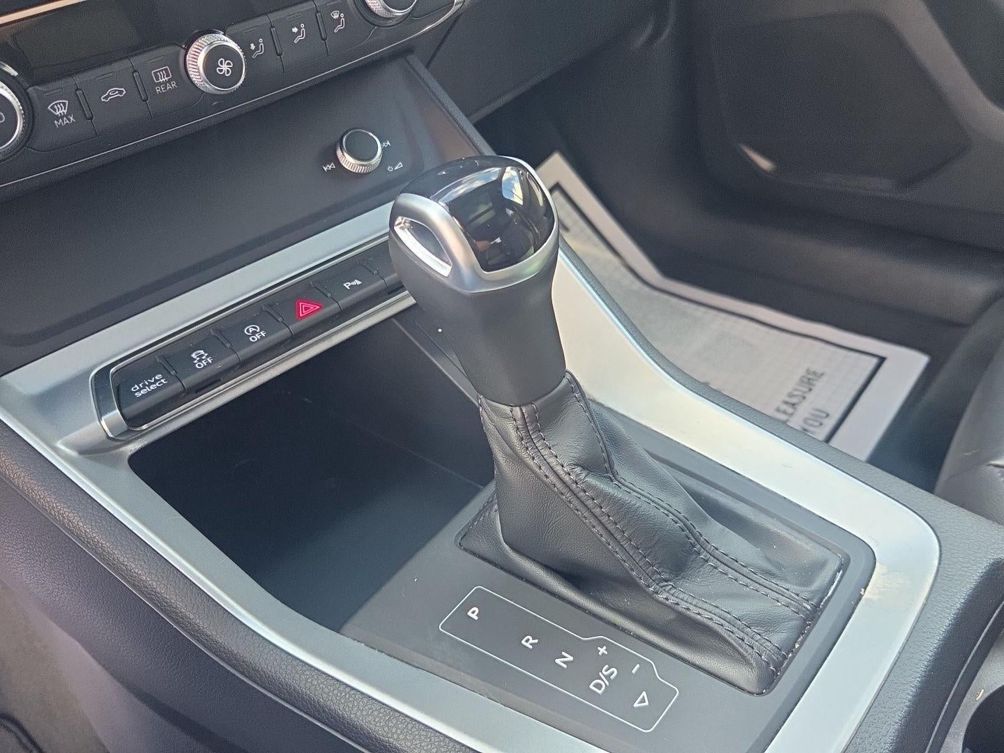 2025 Audi Q3 S Line Premium - Photo 25