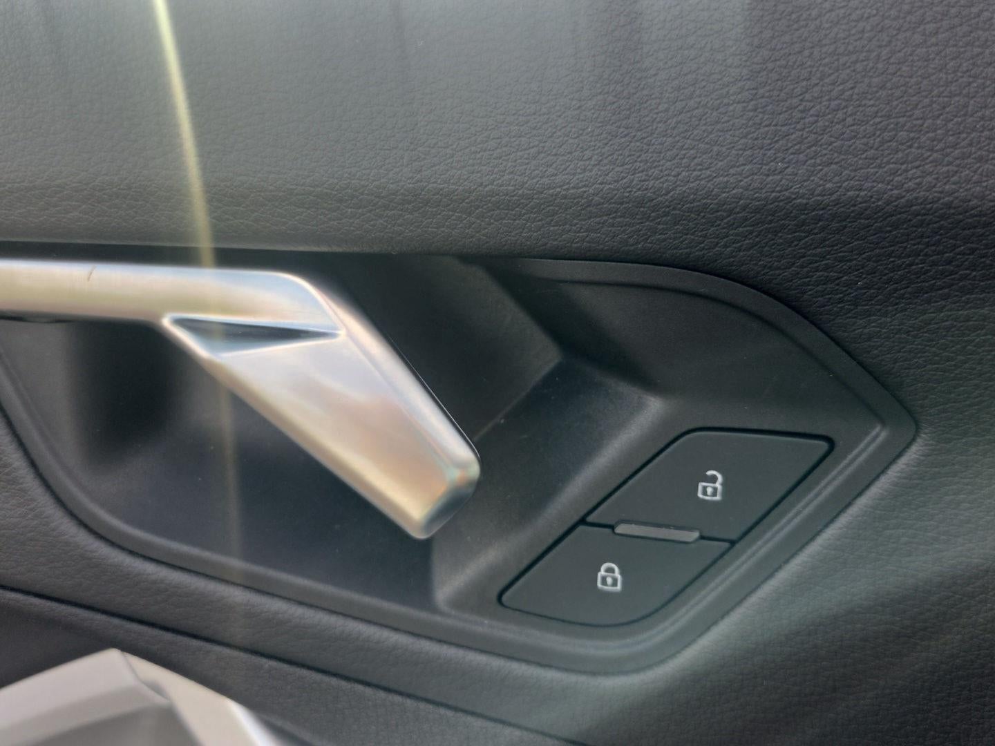 2025 Audi Q3 S Line Premium - Photo 28