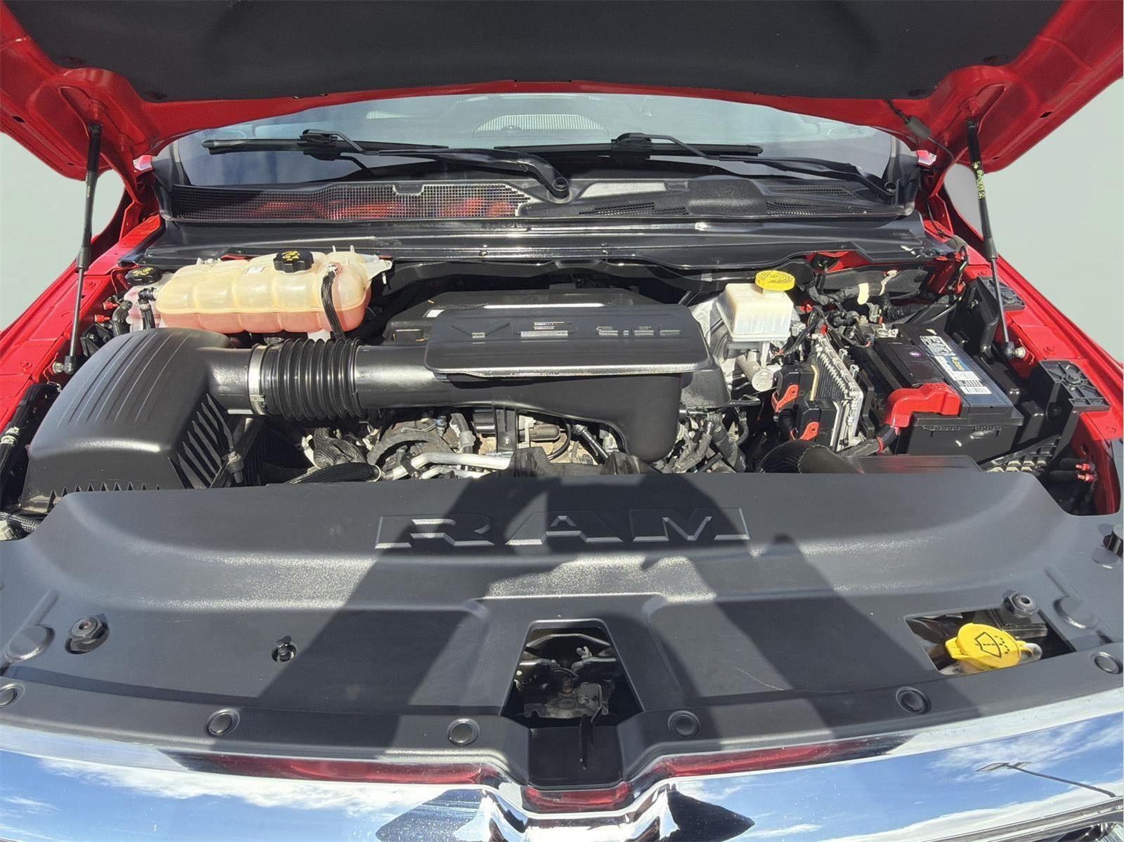 2019 RAM 1500 Big Horn/Lone Star Crew Cab 4x4 5'7" Box