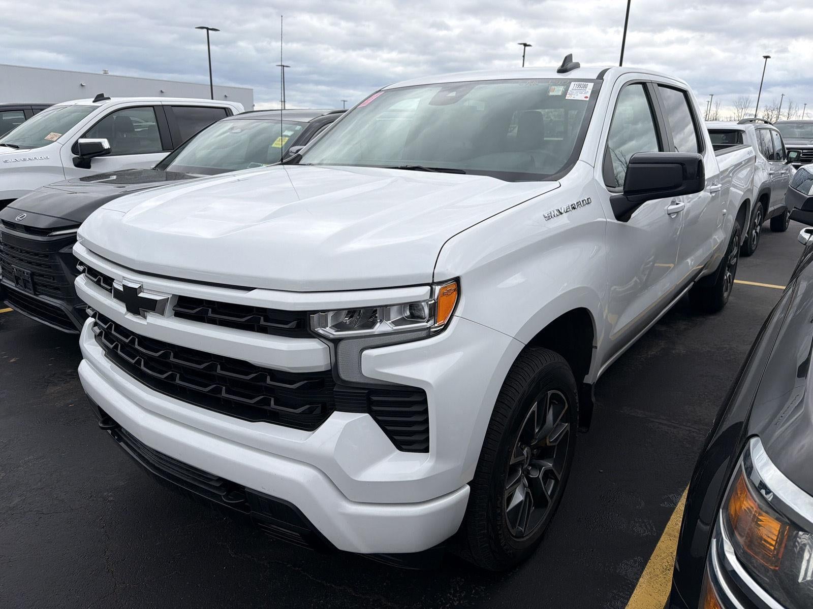 2025 Chevrolet Silverado 1500 RST