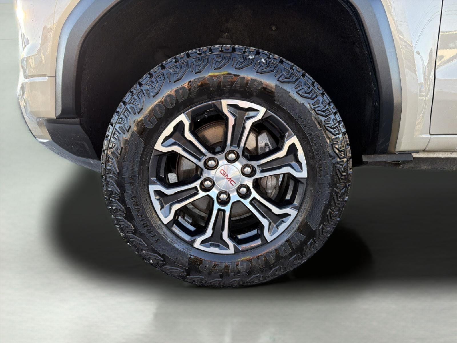 2024 GMC Canyon AT4