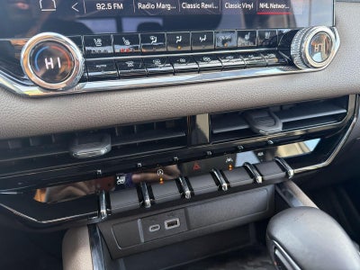 2024 GMC Canyon Denali