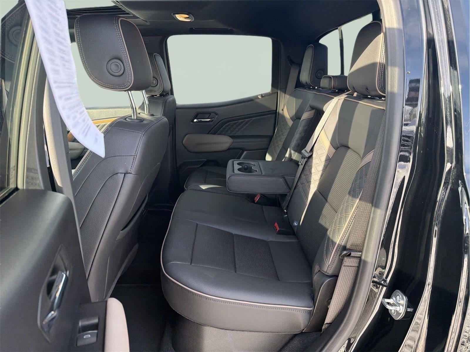 2024 GMC Canyon Denali