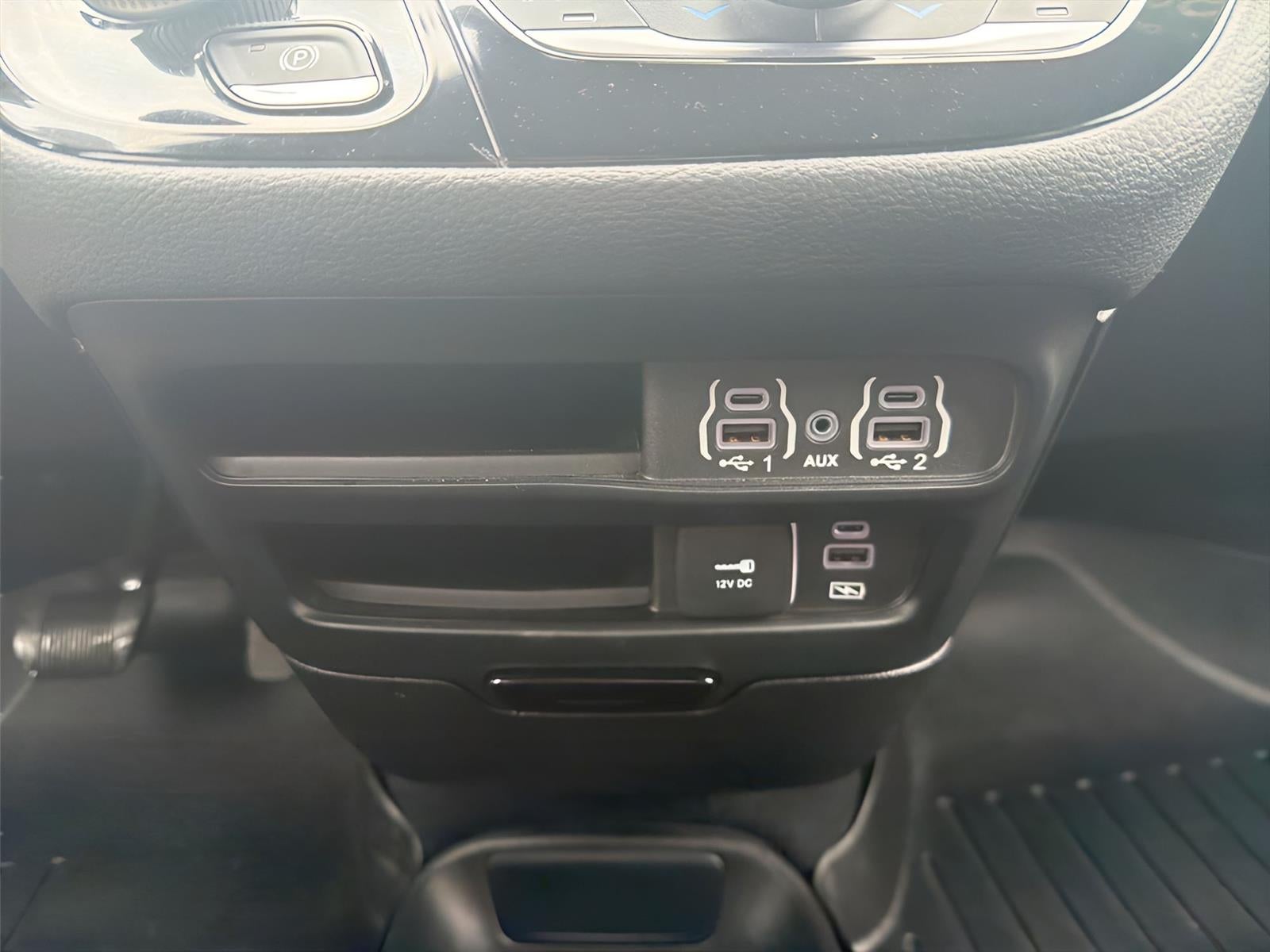 2022 Chrysler Pacifica Touring L AWD