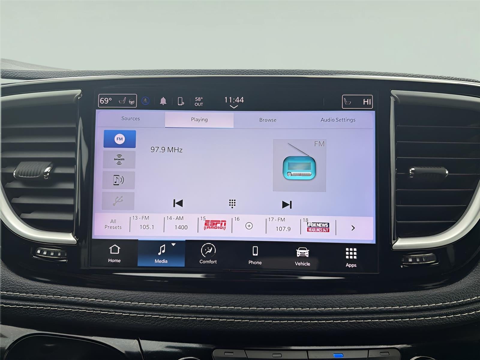 2022 Chrysler Pacifica Touring L AWD